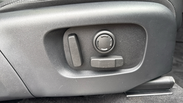 Land Rover Discovery Sport 2.0 D200 Dynamic SE 5dr Auto [5 Seat] Diesel Station Wagon